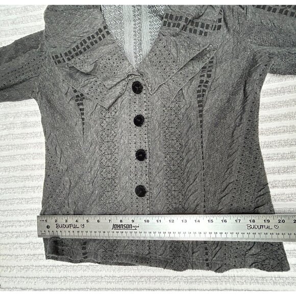 São Paulo Women’s Sweater Dark Gray Ruffle Collar Cardigan Size 10 Casual - Picture 8 of 9